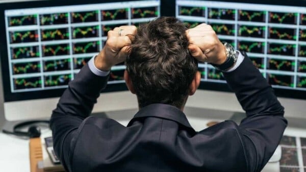 Image | VIDEO: Losses Hurt More Than Gains Help
